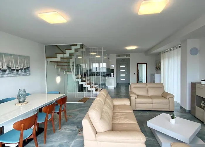 빌라 Beautiful In Porec! 포레치