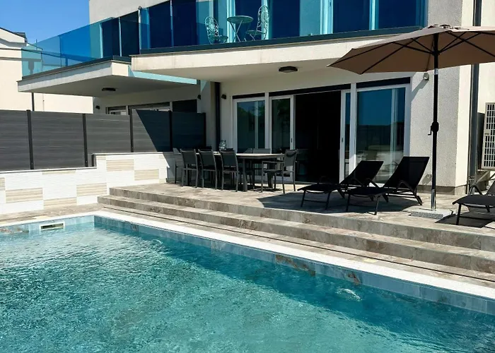 빌라 Beautiful In Porec!