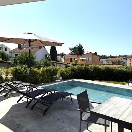 וילה Beautiful In Porec! *